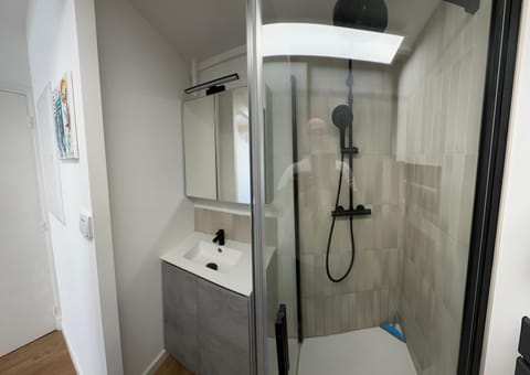 Charming and very central 2 rooms apartment Apartment in French Riviera