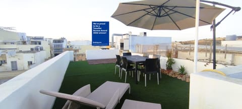 BBQ facilities, Sea view, sunbed