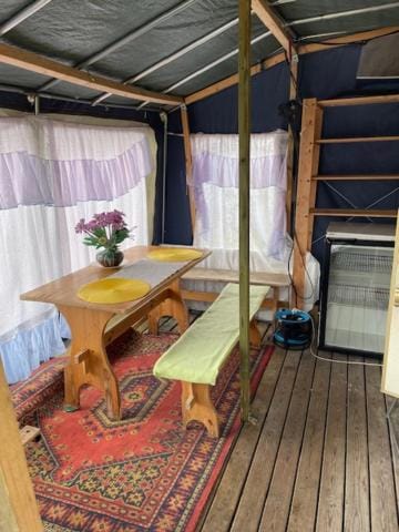 Kalustettu asuntovaunu Luxury tent in Finland