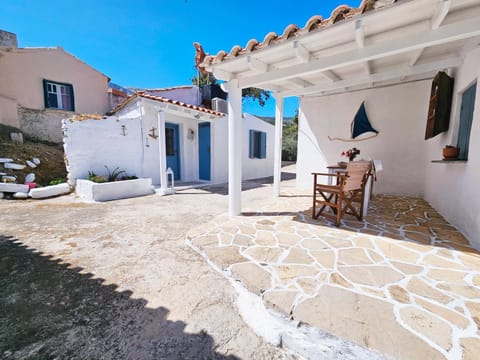 Property building, Patio, Day