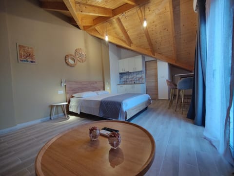 Bed, Photo of the whole room