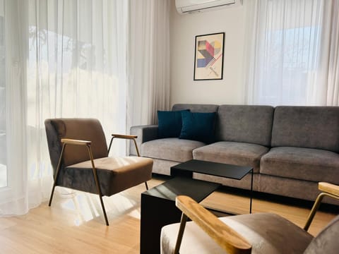 Living room, air conditioner