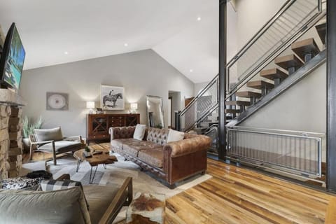 Heber Hideaway Exquisite Home with Hot Tub House in Heber City