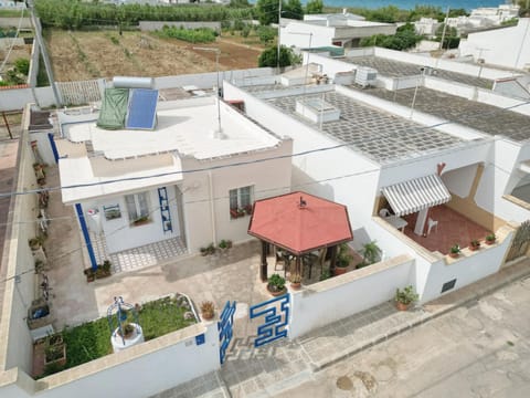 Property building, Day, Neighbourhood, Bird's eye view, City view, Street view