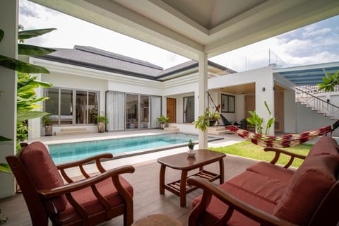 Property building, Patio, Garden, View (from property/room), Balcony/Terrace, Seating area, Pool view, Swimming pool