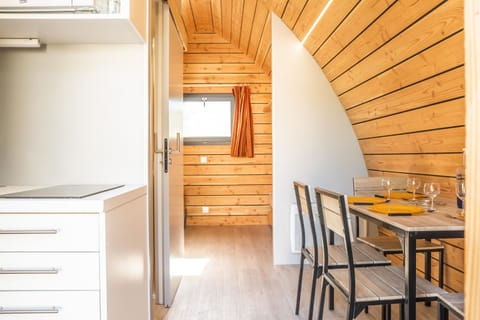 Gîte Pigne 2/4 pers. - Camping Les Berges du Bramont House in Auvergne-Rhône-Alpes