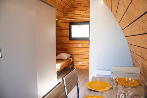 Gîte Pigne 2/4 pers. - Camping Les Berges du Bramont House in Auvergne-Rhône-Alpes