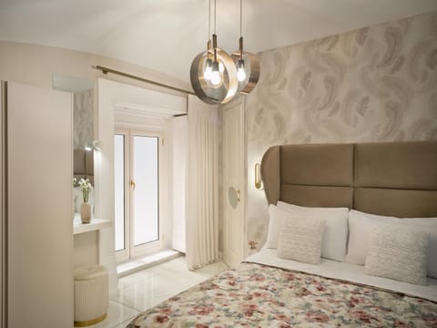 Shower, Bed, Bathroom, Bedroom, towels, air conditioner