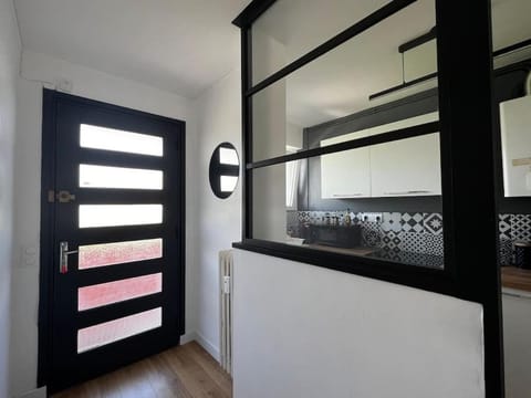 T2 lumineux refais à neuf avec parking ! Apartment in Lorient