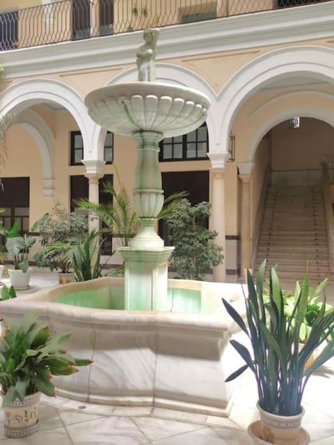 Property building, Patio, Garden
