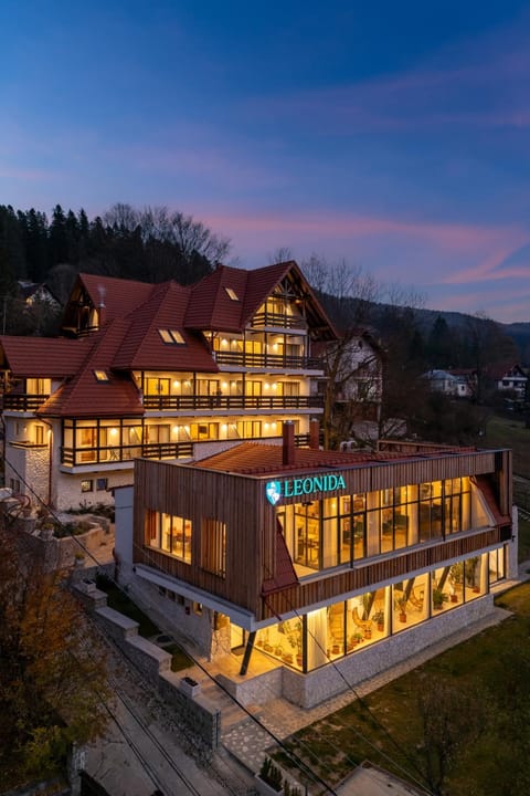 Property building, Night
