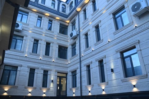 Property building, Day