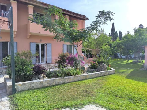 Garden, Balcony/Terrace