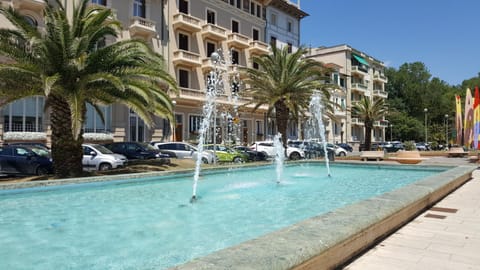 Viareggio Old Style Sea View Bed and Breakfast in Viareggio