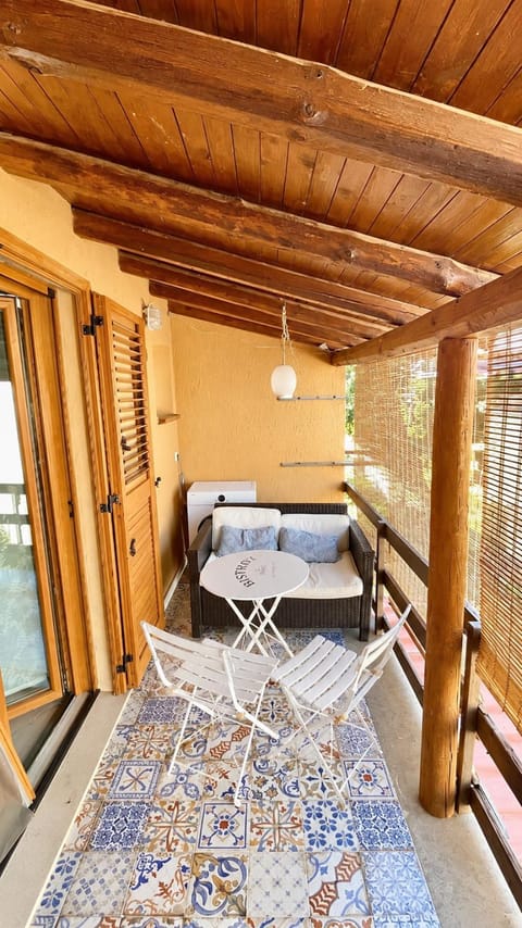 Balcony/Terrace, Balcony/Terrace, Breakfast