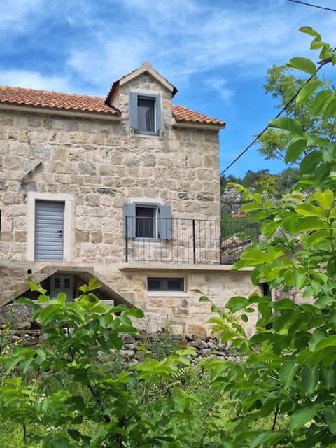 Property building, Landmark view