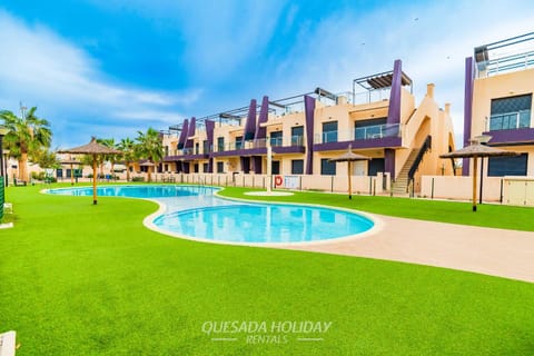 Property building, Garden, Garden view, Pool view, Swimming pool