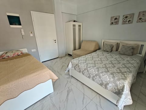 Bed, Bedroom, wardrobe, air conditioner, air conditioner