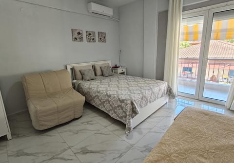 Bed, Bedroom, air conditioner, air conditioner