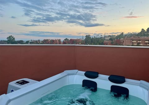Hot Tub