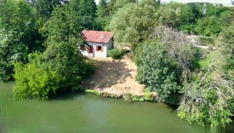Property building, Day, Natural landscape