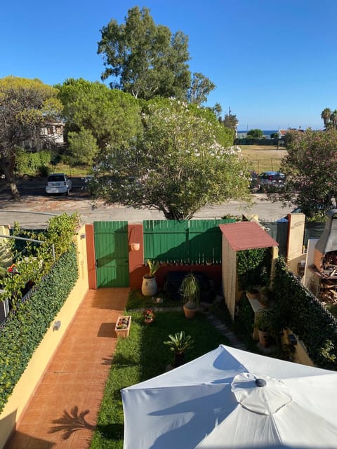 Garden, Garden view