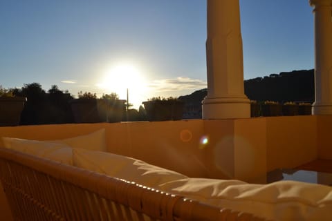 Day, Natural landscape, View (from property/room), Balcony/Terrace, Sunrise