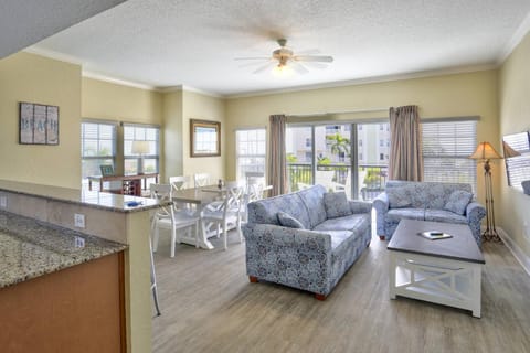 201 - Palms of Treasure Island House in Treasure Island