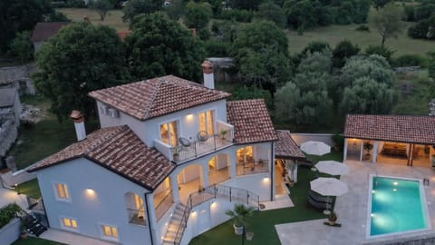 Property building, Bird's eye view, View (from property/room), View (from property/room), Swimming pool