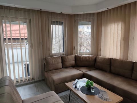 Villa Berta Tuzla - 302 Luxury Apartment - Free Private Secured Parking Apartment in Federation of Bosnia and Herzegovina