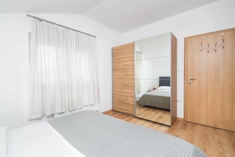 Karlo & Filip Apartment in Šibenik