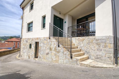 Property building, Day, View (from property/room), Balcony/Terrace