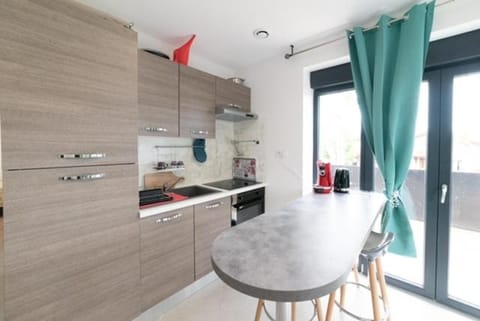 Appartement Fashion Proche Stade Groupama , Eurexpo , LDLC Arena Apartment in Auvergne-Rhône-Alpes