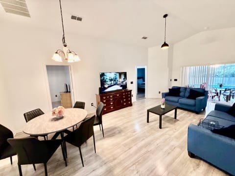 Grand Summer 5BR Pool Home near Disney Parks House in Loughman