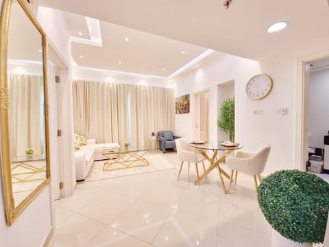 Harf2102 OS 2BR in Alreem Island Apartment in Abu Dhabi