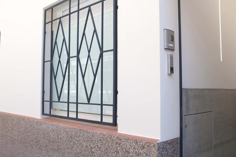 Property building, Facade/entrance