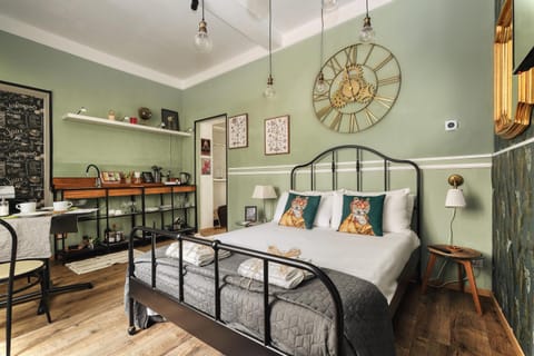 Bed, Bedroom