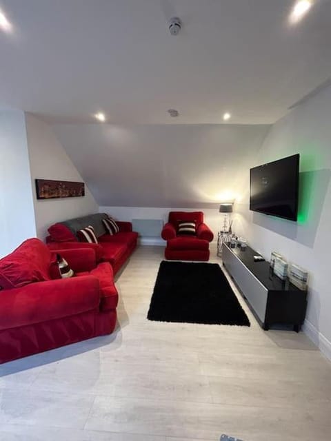 TV and multimedia, Seating area