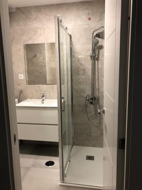 Carihuela Beach Apartment in Torremolinos