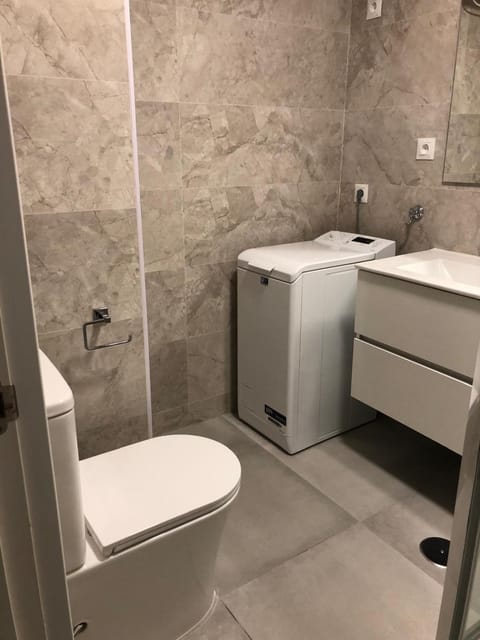 Carihuela Beach Apartment in Torremolinos