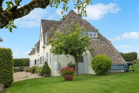 Cotswold Stable Cottage House in Bibury