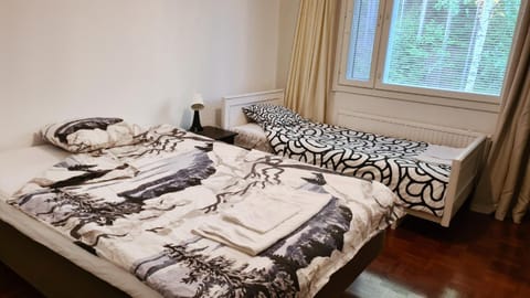 3-bedroom lake view and near center apartment with sauna Apartment in Finland