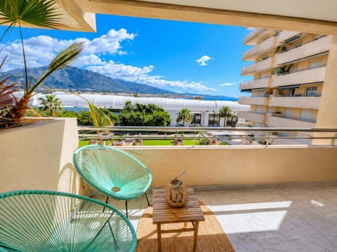 Natural landscape, View (from property/room), Balcony/Terrace, Mountain view, Sea view