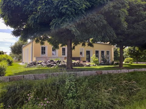 Property building, Garden, Garden view