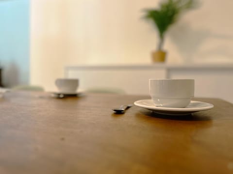 Coffee/tea facilities, Dining area