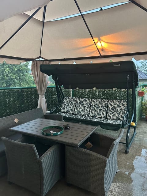Natural landscape, Balcony/Terrace, Balcony/Terrace, Dining area