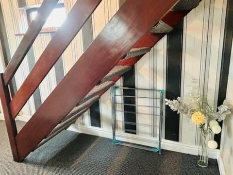 Fairholmes House House in Wyre District