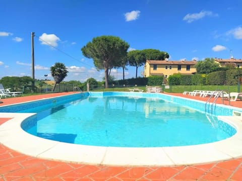 Property building, Day, Natural landscape, Pool view, Swimming pool, Swimming pool, sunbed