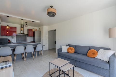 Living room, kitchen