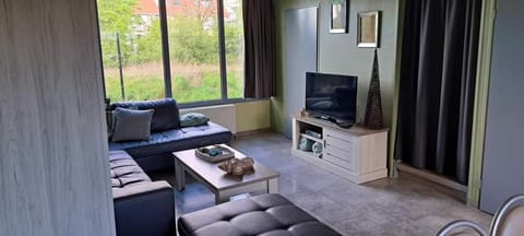 TV and multimedia, Seating area